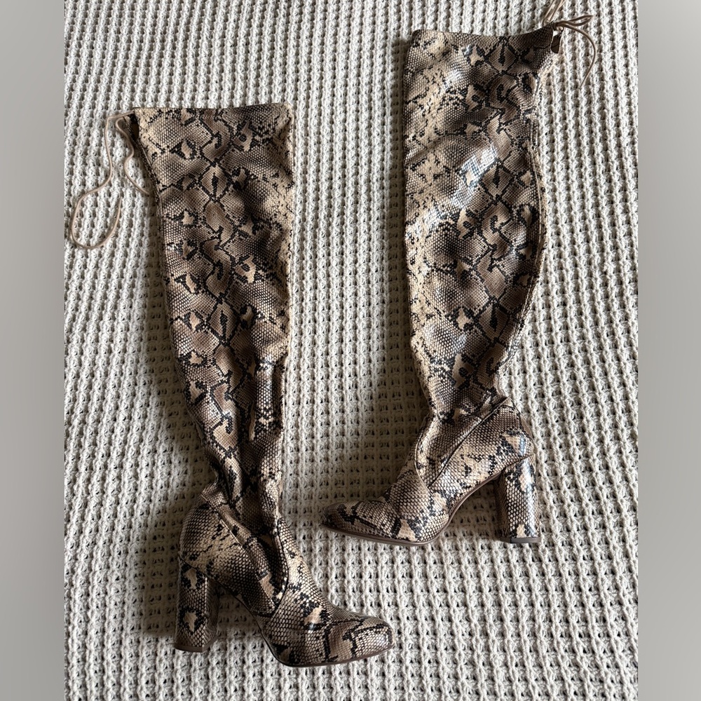 Snakeskin Print Over The Knee Thigh High Block Heel Boots Size 8 Almond Toe